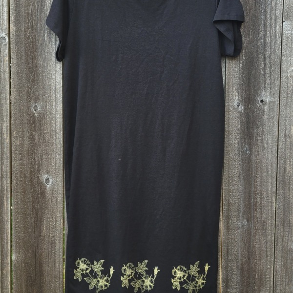 Bee + Wild Roses XL dress