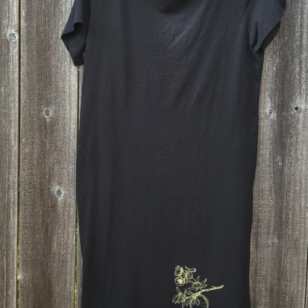 Pomegranate + Lace XL dress