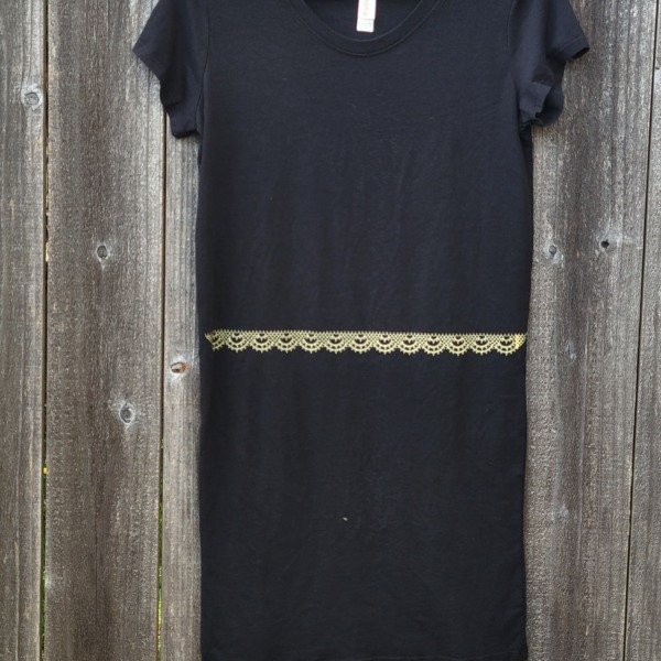 Lace + Roses medium dress