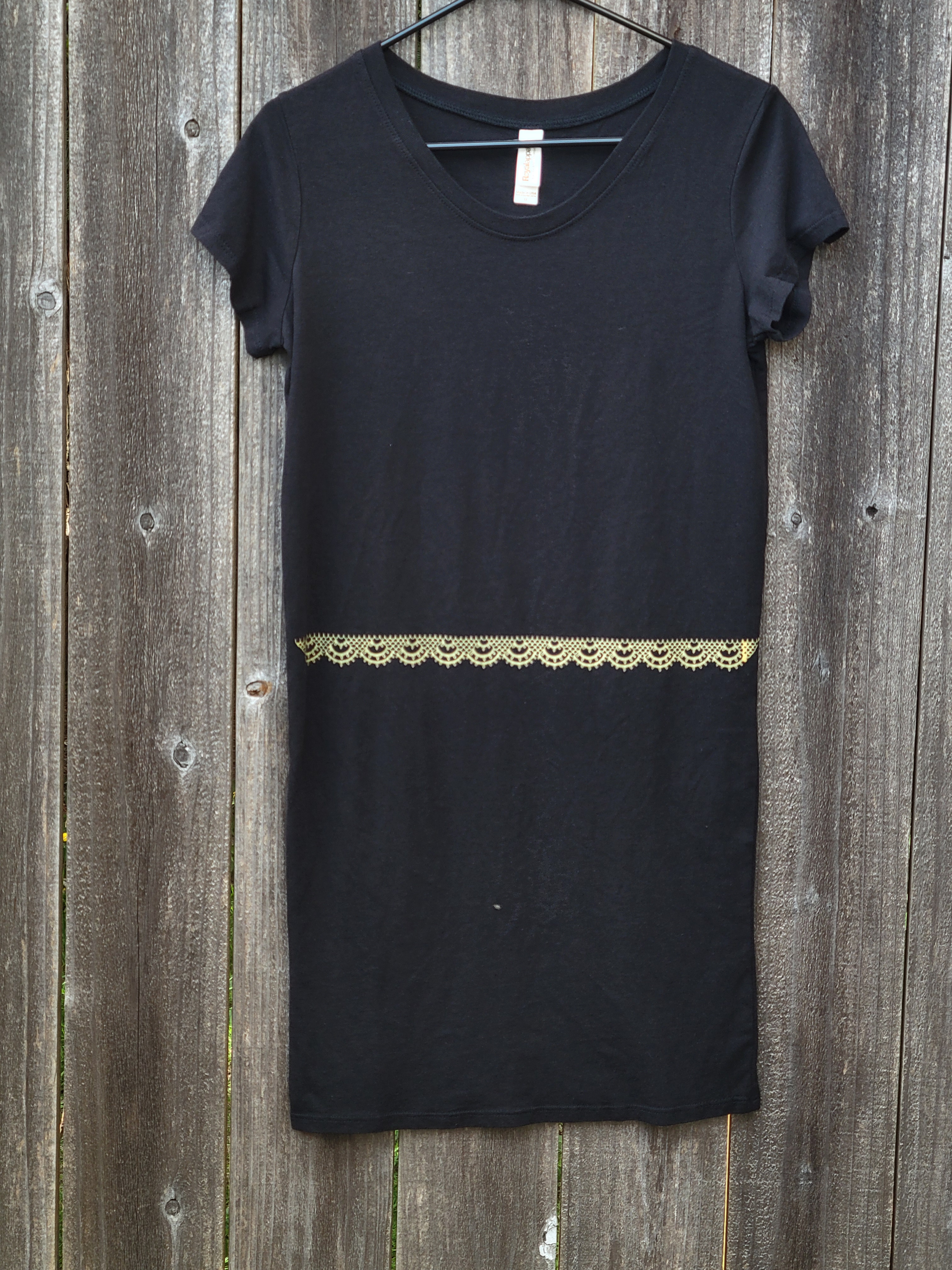 Lace + Roses medium dress